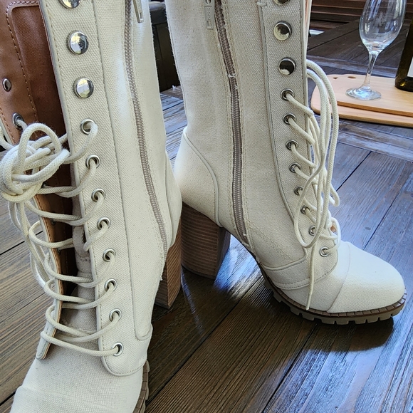 DV DOLCE VITA Ayleen Heeled Lug Sole Combat Boots Size 5 1/2 NWOT - Picture 6 of 12